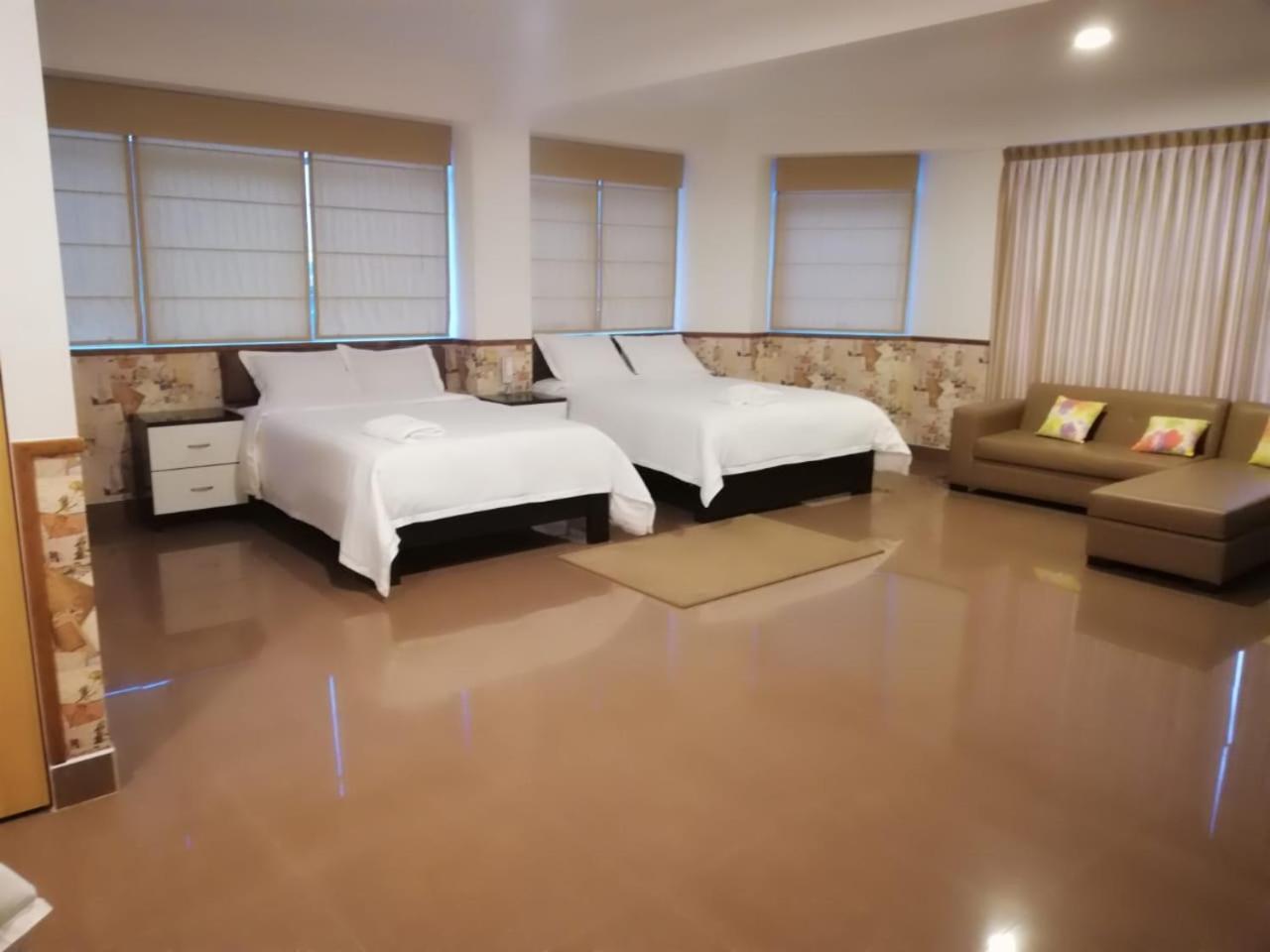 Hotel Costa Riviera Mala ภายนอก รูปภาพ